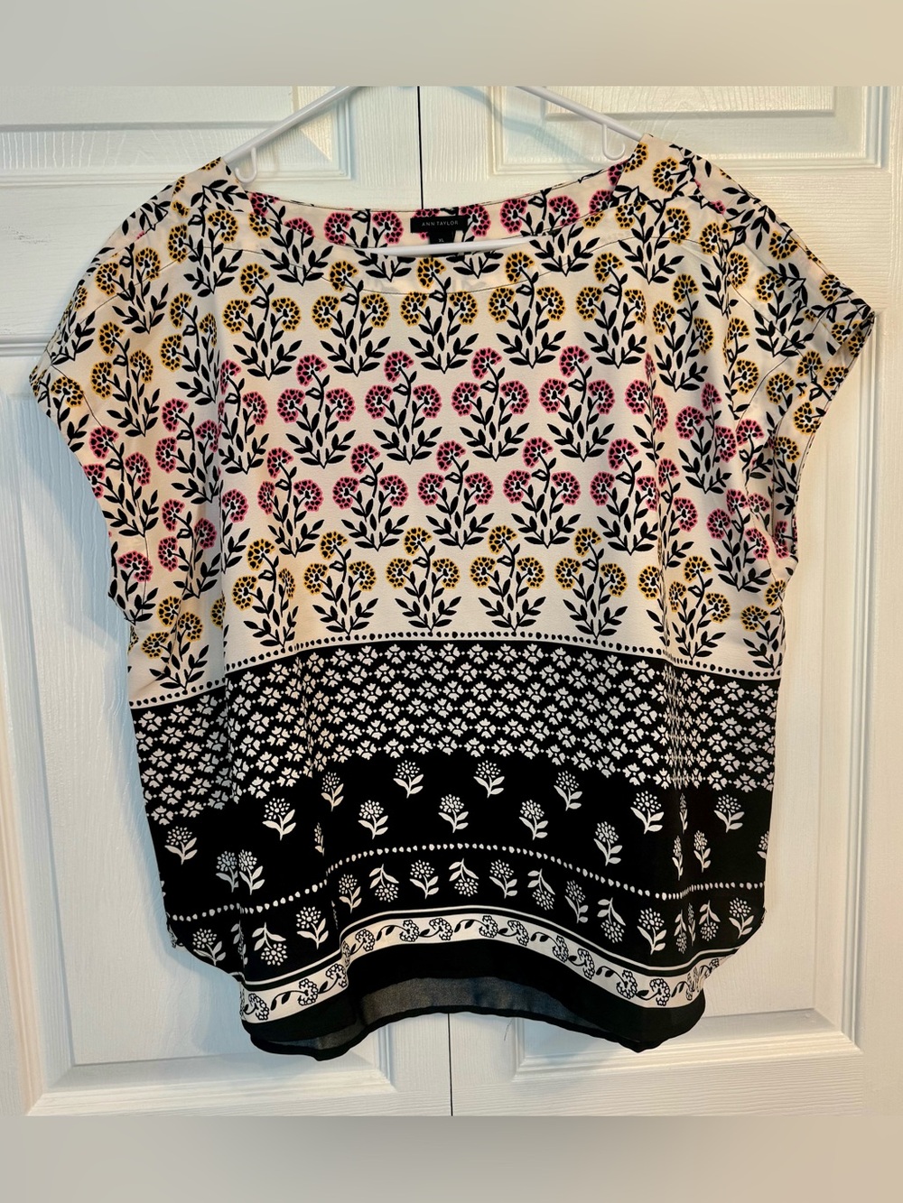 EUC Ann Taylor Blouse, XL